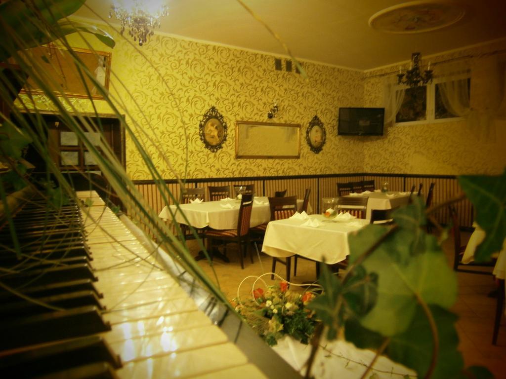 Dworek Novello Banino Bagian luar foto